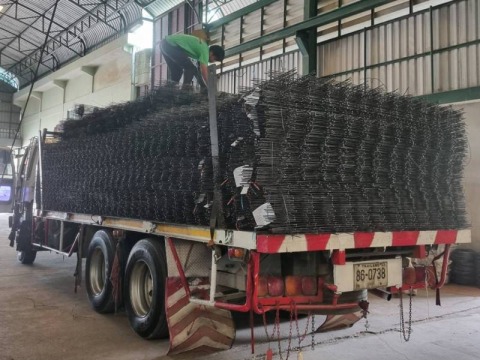 ตะแกรงเหล็กไวร์เมช ราคาถูก